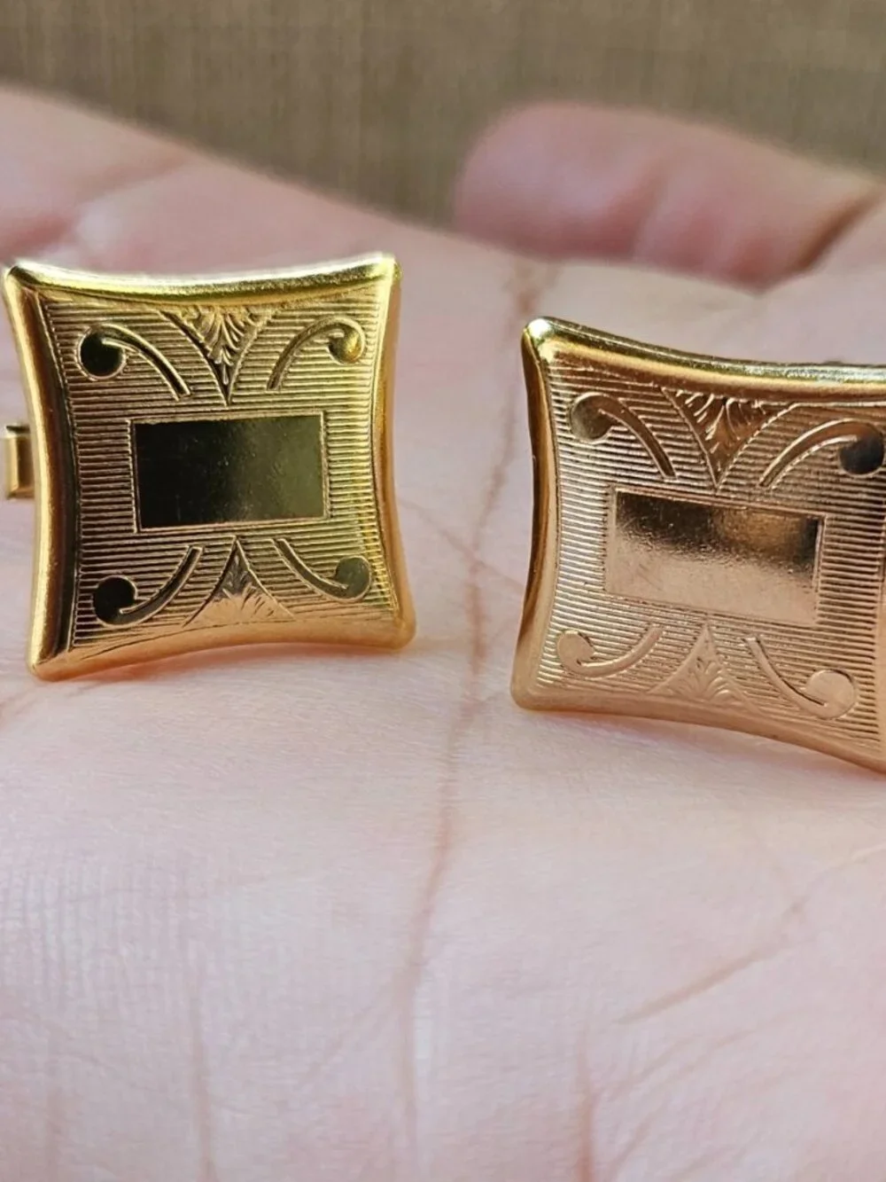 Vintage Cufflinks Gold Tone Fashion Jewelry Men Shirt Cuff links Stud